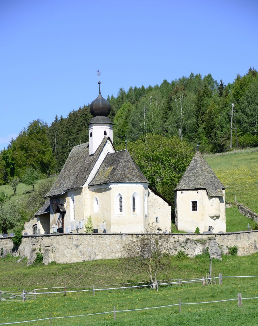 Kirche Hl. Michael Treffling